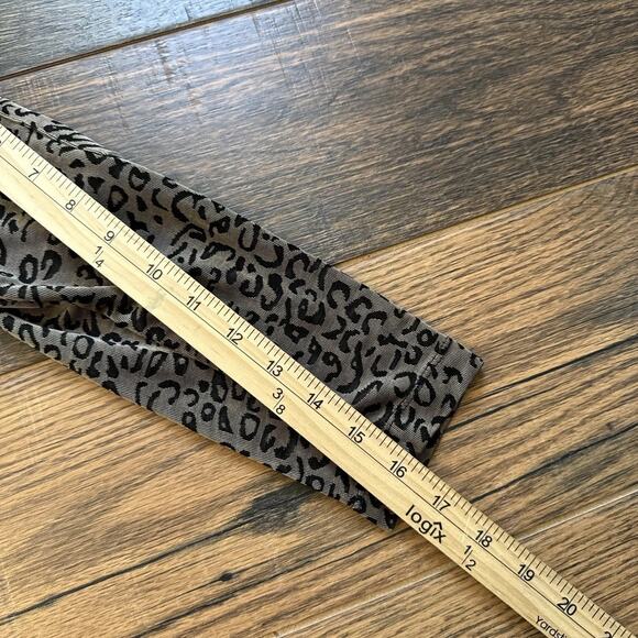 Vintage Chico’s Private Edition Leopard Print Top & Taupe Maxi Skirt Set Size 1 - Picture 7 of 11